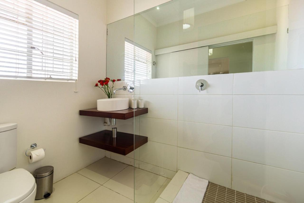 Portswood Mews - Chic White Studio Apartment Green Point Kapské Město Exteriér fotografie
